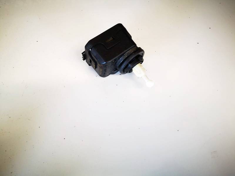 1J0941295C Volkswagen Golf 2000 Headlighth Levell Range Adjustment Motor