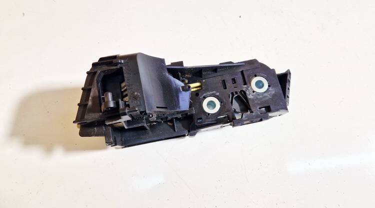 251308 Volvo V70 2008 Сиденье в сборе Замок