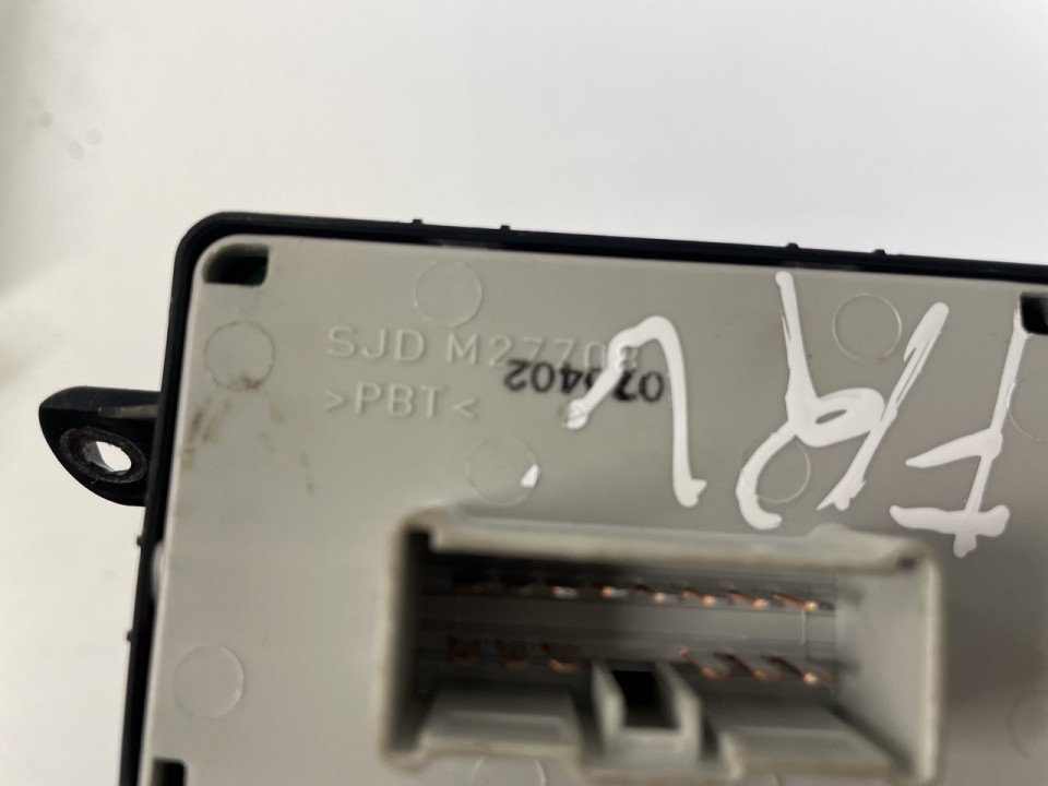 SJDM27708 Honda FR-V 2006 Power window control (Window Regulator-Window Switch) - Thumbnail 6