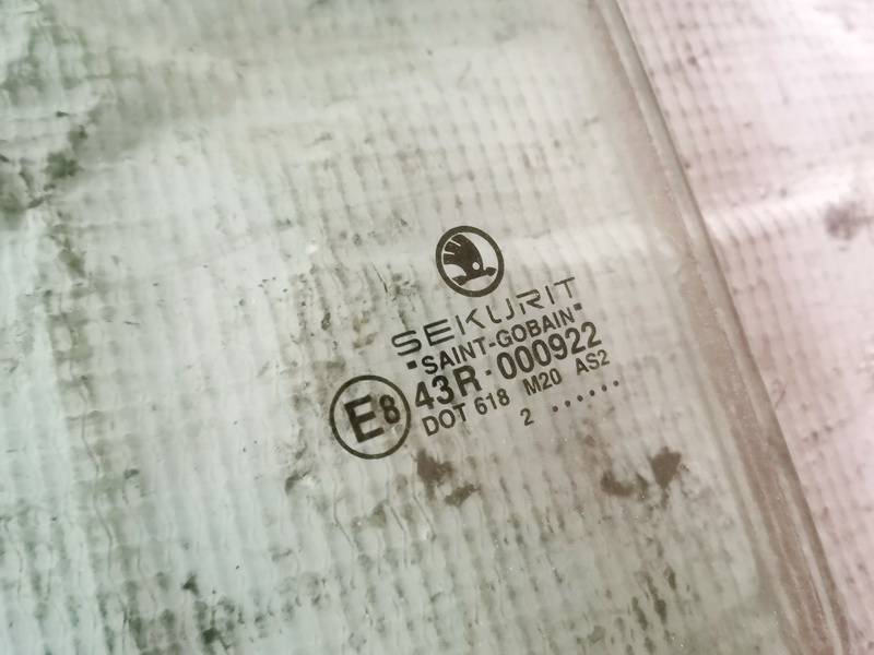 AS2 Skoda Superb 2003 Door-Drop Glass - REAR LEFT - Thumbnail 2