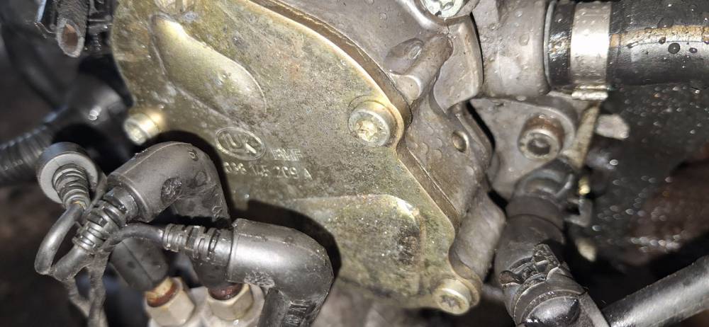 038145209A Volkswagen Bora 1999 Bremžu vakuuma sūknis - Thumbnail 3