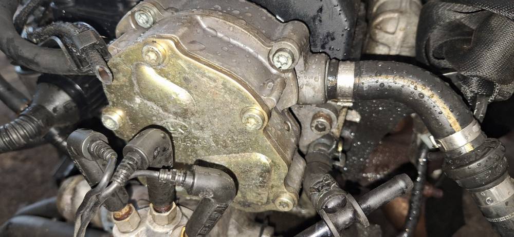 038145209A Volkswagen Bora 1999 Bremžu vakuuma sūknis - Thumbnail 2