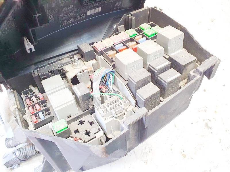 6G9T14A067AB Ford Mondeo 2007 Saugikliu deze - Thumbnail 2