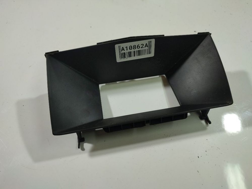 AKT330188061 Opel Astra 2006 Interior trim