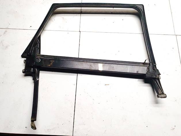 Audi A3 2006 Etuoven ikkunalasin kehys - TAKANA VASEMMALLA - Thumbnail 3