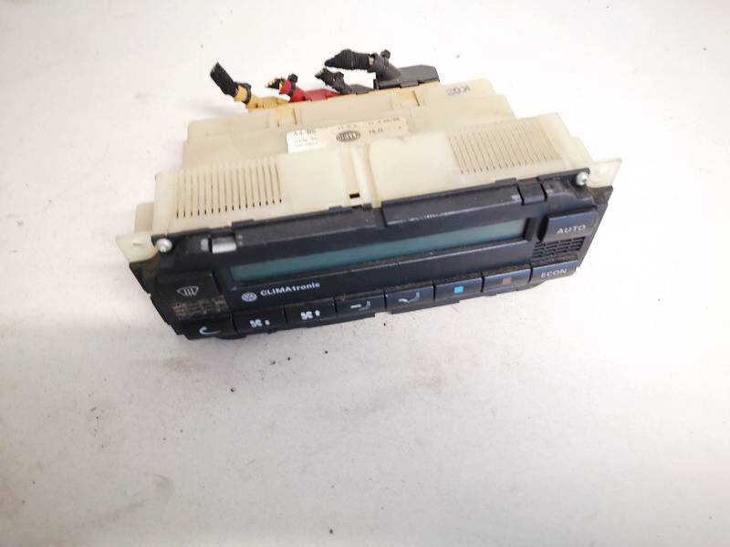 3B1907044B Volkswagen Passat 1999 Climate Control Panel (heater control switches)