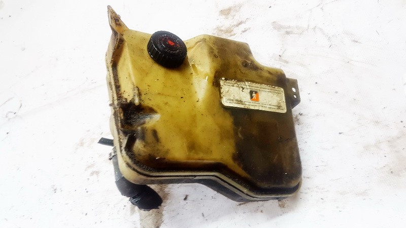 9636068780 Citroen C5 2003 Power Steering Pump Oil Reservoir Tank