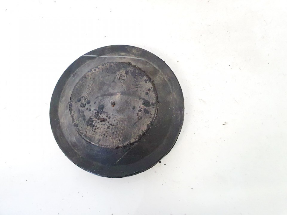 15566500 Opel Vectra 2005 Headlight bulb dust cover cap - FRONT