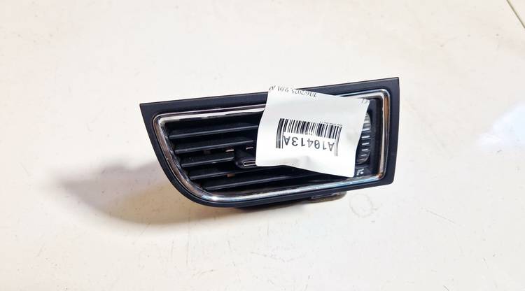 3T0819702 Skoda Superb 2010 Dash Vent (Air Vent Grille)