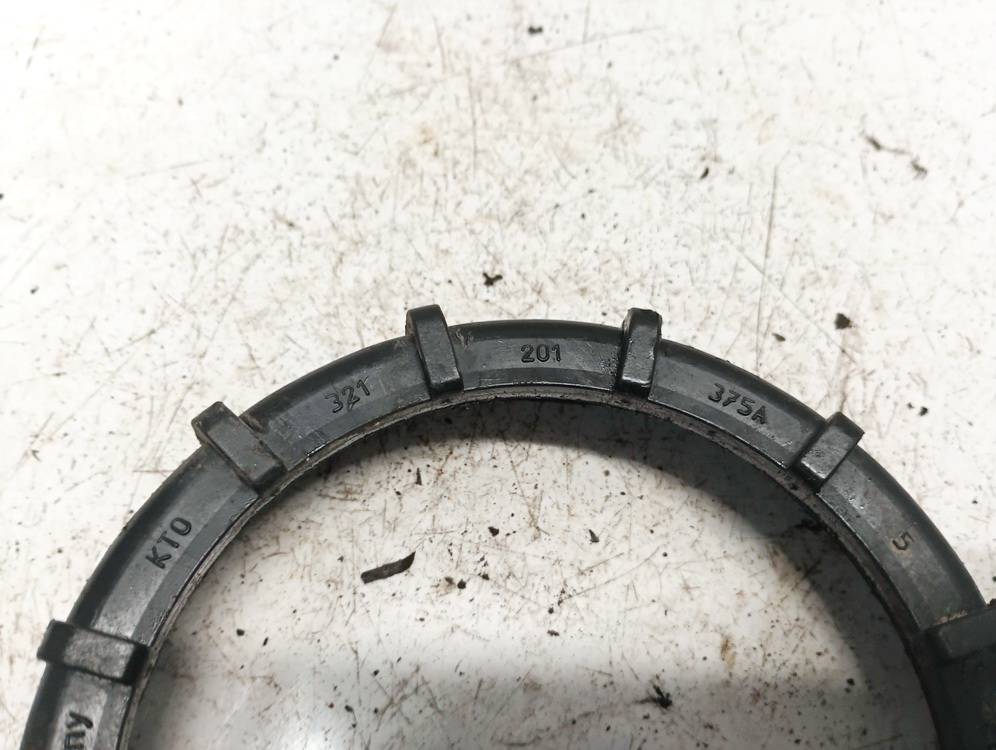 321201375A Volkswagen Golf 1998 Gewindering Verschlussring Kraftstoffpumpe Treibstoff Sicherung Ring für - Thumbnail 3