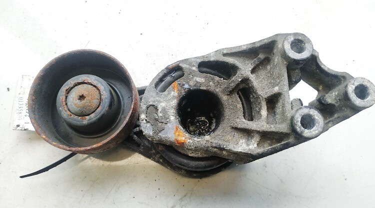 045903315A Volkswagen Polo 2006 Ролик-натяжитель ручейкового ремня