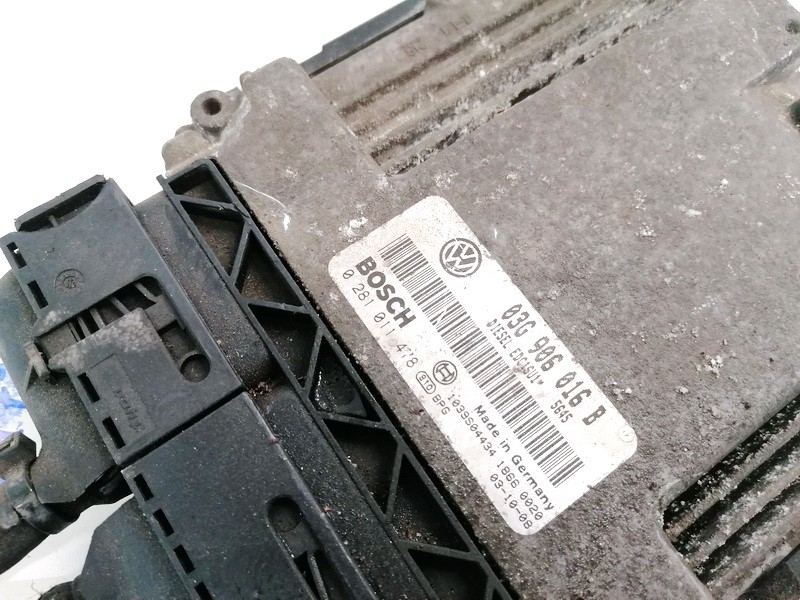 03G906016B Volkswagen Golf 2004 ECU Engine Computer (Engine Control Unit) - Thumbnail 3