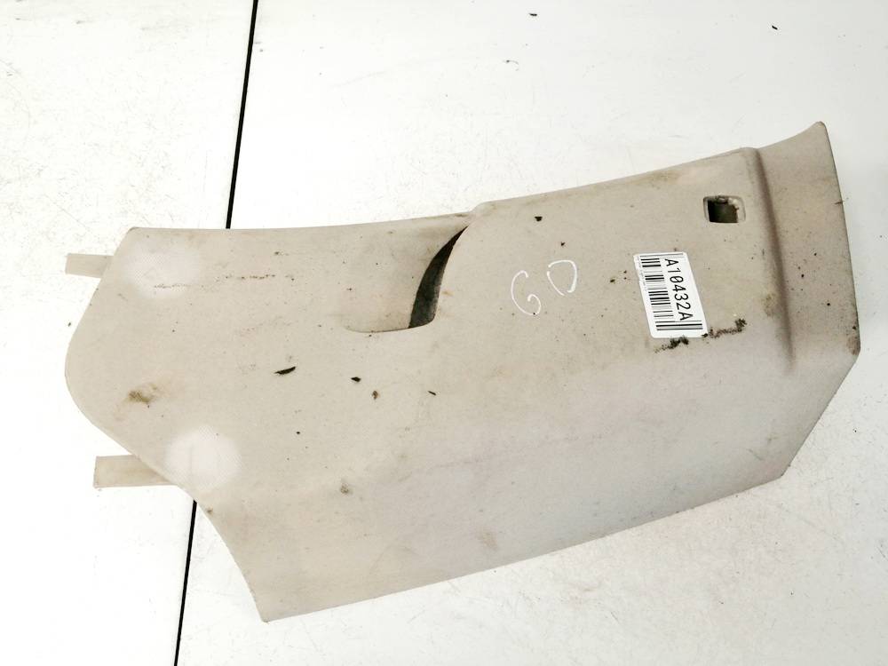 VT5830 Jeep Grand Cherokee 2006 Salono apdaila (plastmases)