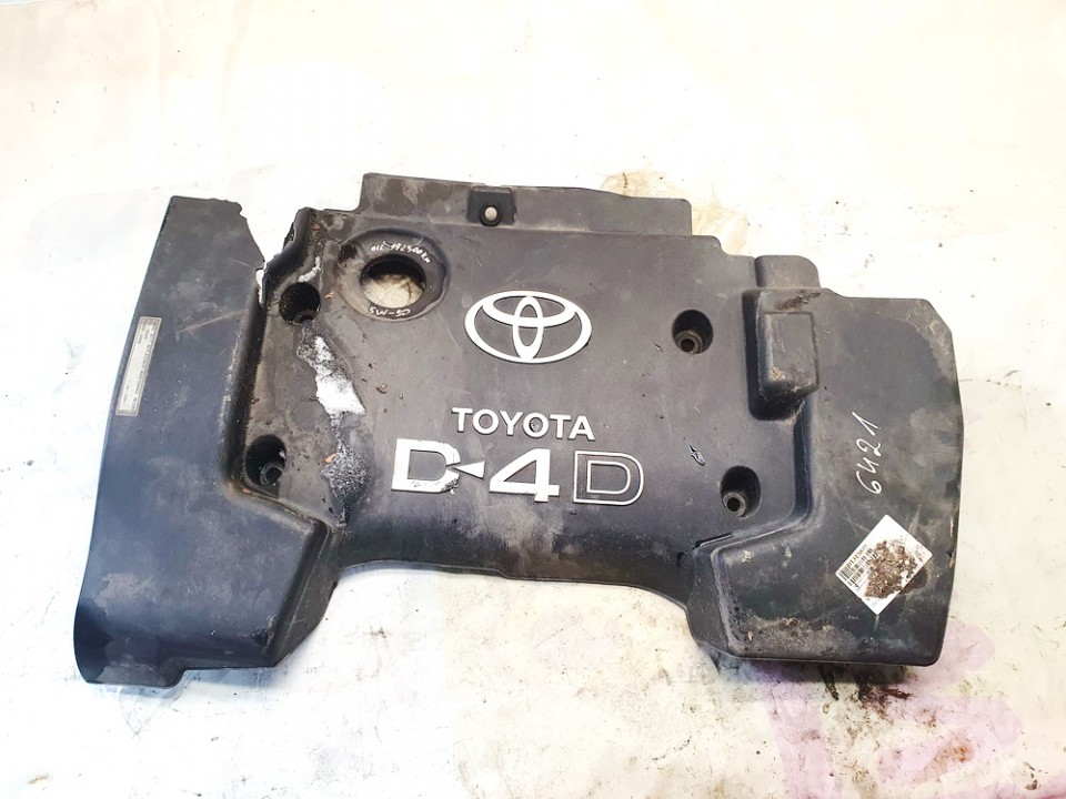 Toyota Corolla Verso 2005 Engine Cover (plastic trim cover engine)