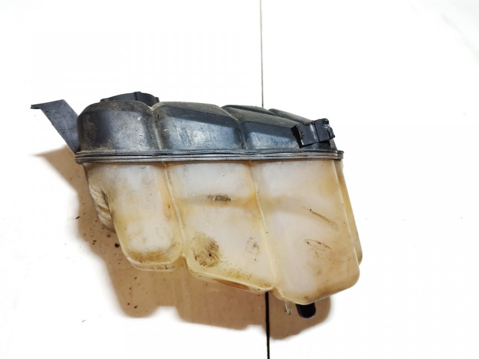 used used Expansion Tank coolant (RADIATOR EXPANSION TANK BOTTLE ) Ford