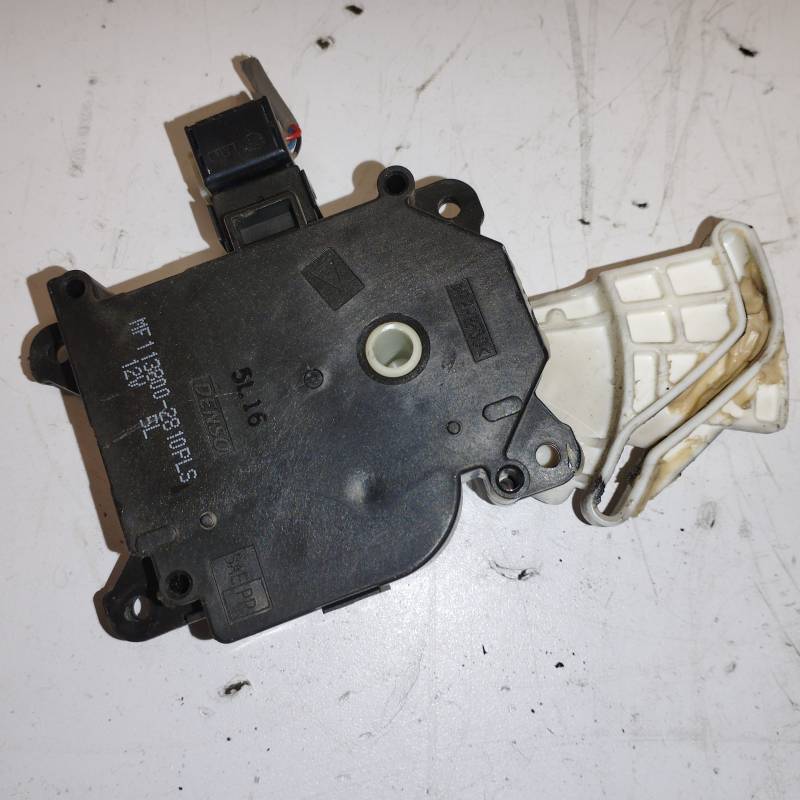 MF1138002810PLS Toyota Avensis 2009 Lämmittimen läppämotor - Thumbnail 3