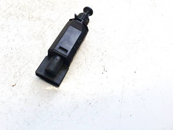 1H0MW0 Volkswagen Golf 1999 Brake Light Switch (sensor) - Switch (Pedal Contact) - Thumbnail 3