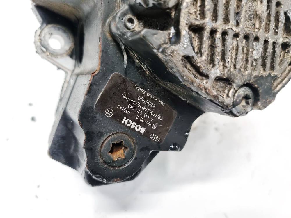 8689590 Volvo S60 2002 Augsta spiediena iesmidzināšanas sūknis - Thumbnail 4