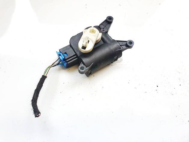 0132801340 Skoda Octavia 2010 Heater Vent Flap Control Actuator Motor - Thumbnail 3