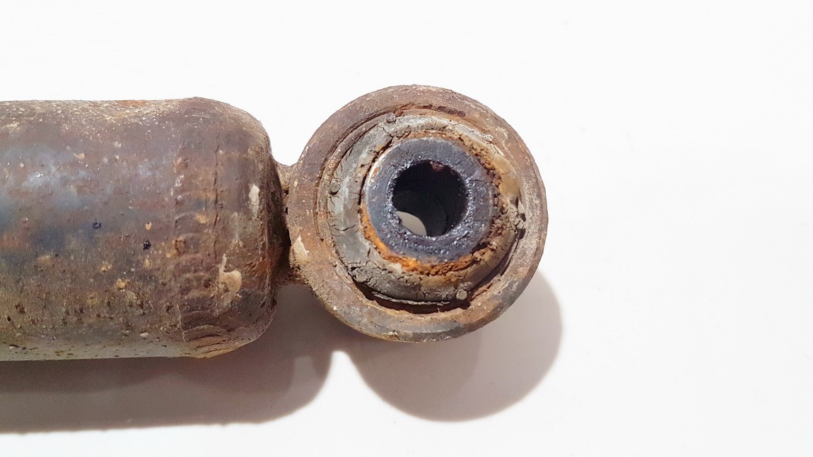 344458 Volkswagen Caddy 2005 Amortizators - AIZMUGURE PA KREISI - Thumbnail 3