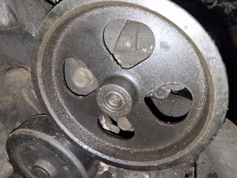 Toyota Corolla Verso 2006 Pump assembly - Power steering pump - Thumbnail 2