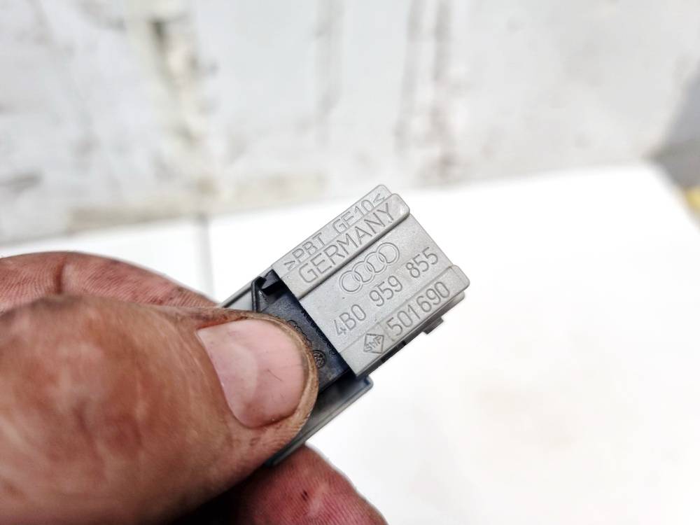 4B0959855 Audi A6 2000 Power window control (Window Regulator-Window Switch) - Thumbnail 4