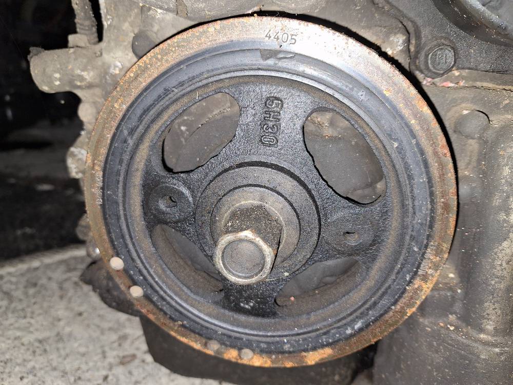 Toyota Corolla Verso 2006 Crankshaft Belt Pulley