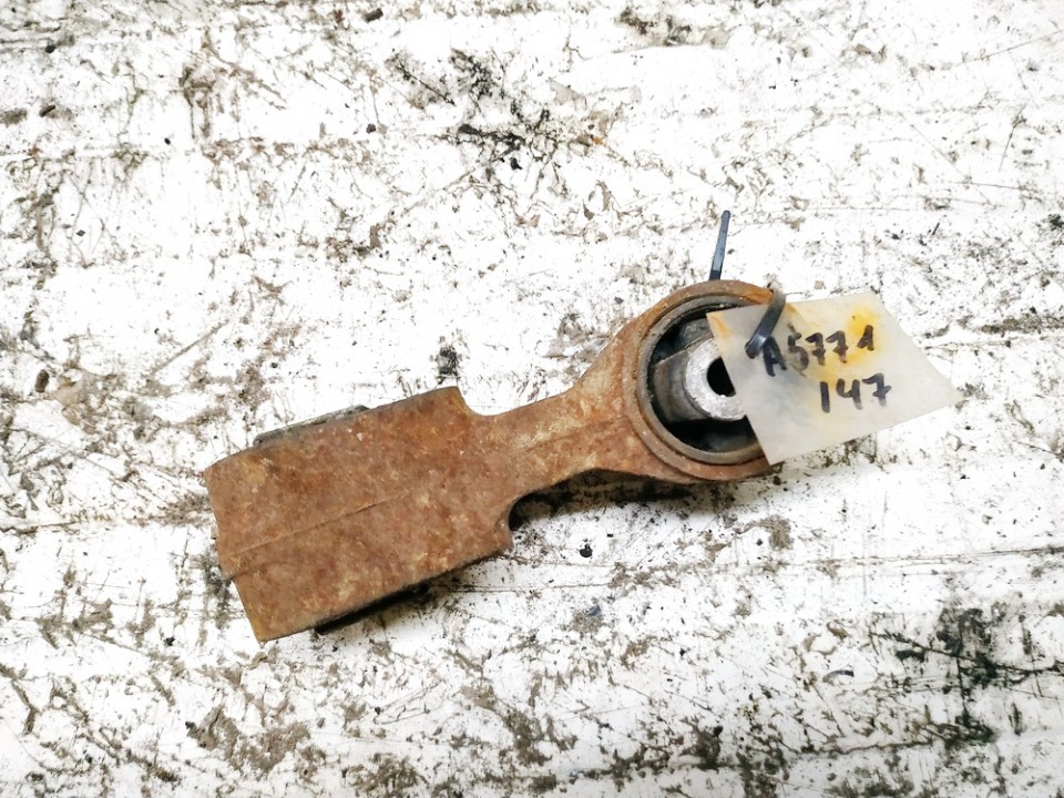 Lancia Phedra 2003 Engine Mount Bracket and Gearbox Mount Bracket