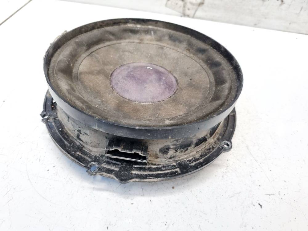 1T0035411J Volkswagen Touran 2004 Speaker (audio)