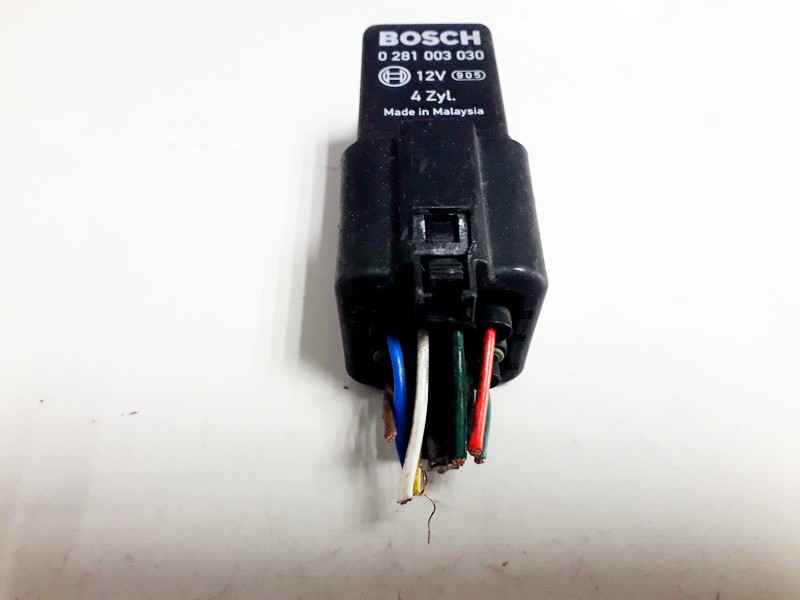 0281003030 used Glow plug relay Honda CRV 2008 2.2L 20EUR EIS00945853