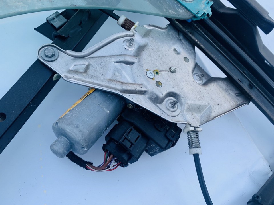 4B0959802 Audi A6 2001 Window Motor - FRONT RIGHT