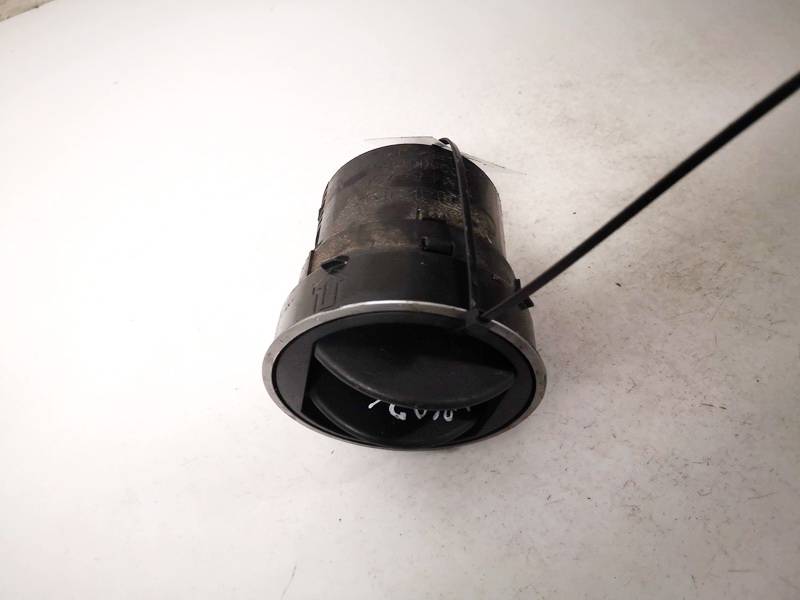 BBM464730 Mazda 3 2010 Dash Vent (Air Vent Grille)