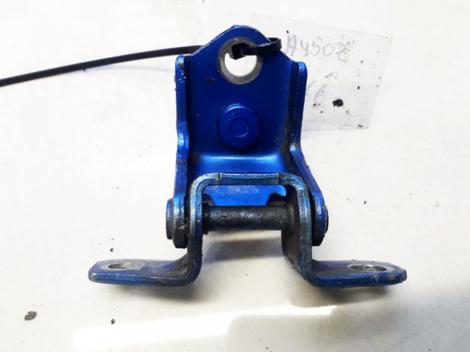 Mazda 3 2005 Door Hinge - REAR