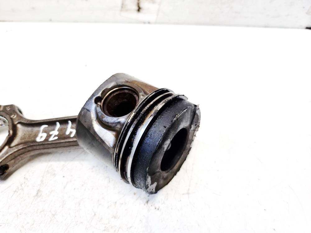 Opel Omega 2002 PISTON and arnaque-Bielle - Thumbnail 2