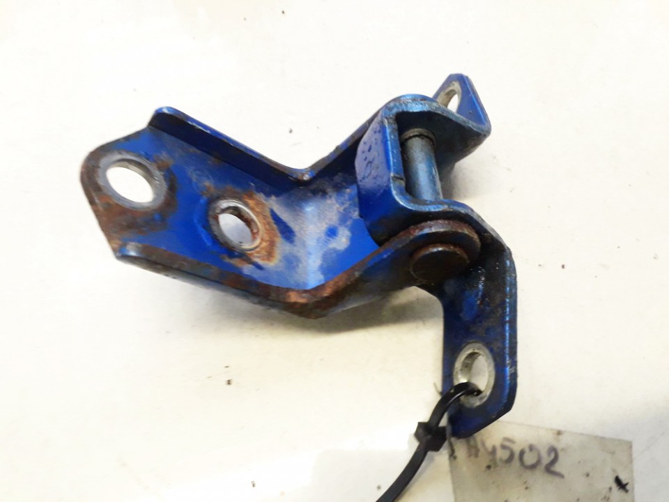 Mazda 3 2005 Door Hinge - REAR
