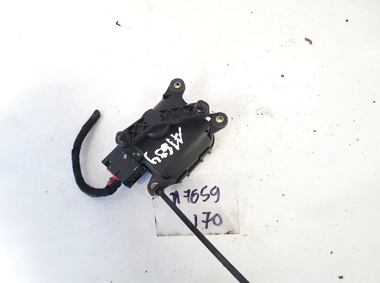 4B1820511D Audi A6 2000 Heater Vent Flap Control Actuator Motor - Thumbnail 3