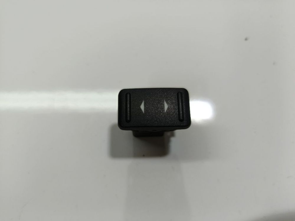 03168700 Ford C-MAX 2005 Fensterheber schalter