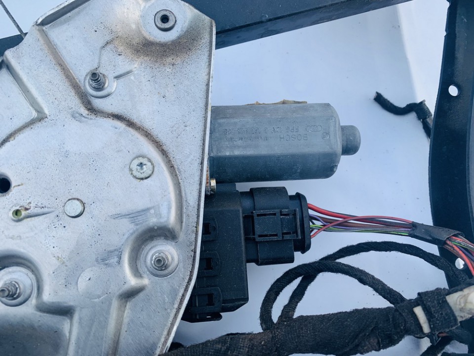 4B0959802 Audi A6 2001 Window Motor - REAR RIGHT