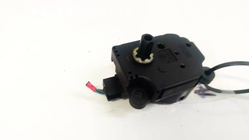 1S7H19E616AA Ford Mondeo 2006 Heater Vent Flap Control Actuator Motor - Thumbnail 3