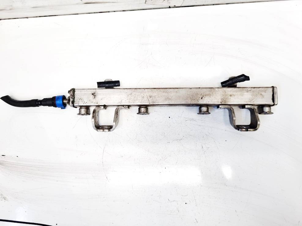 6M8G9D280AA Mazda 5 2005 Fuel injector rail (injectors)(Fuel distributor)