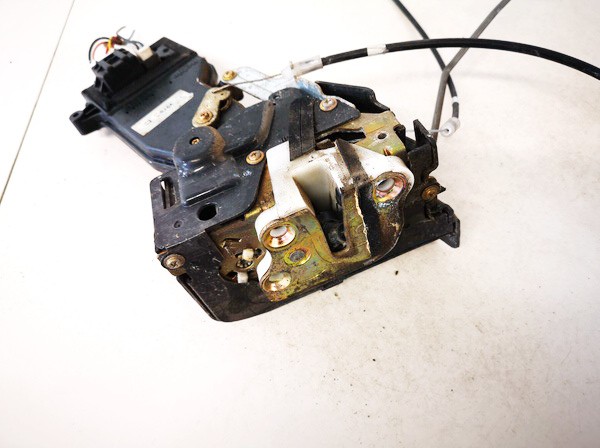 GJ6A Mazda 6 2003 Duru spyna P.D.