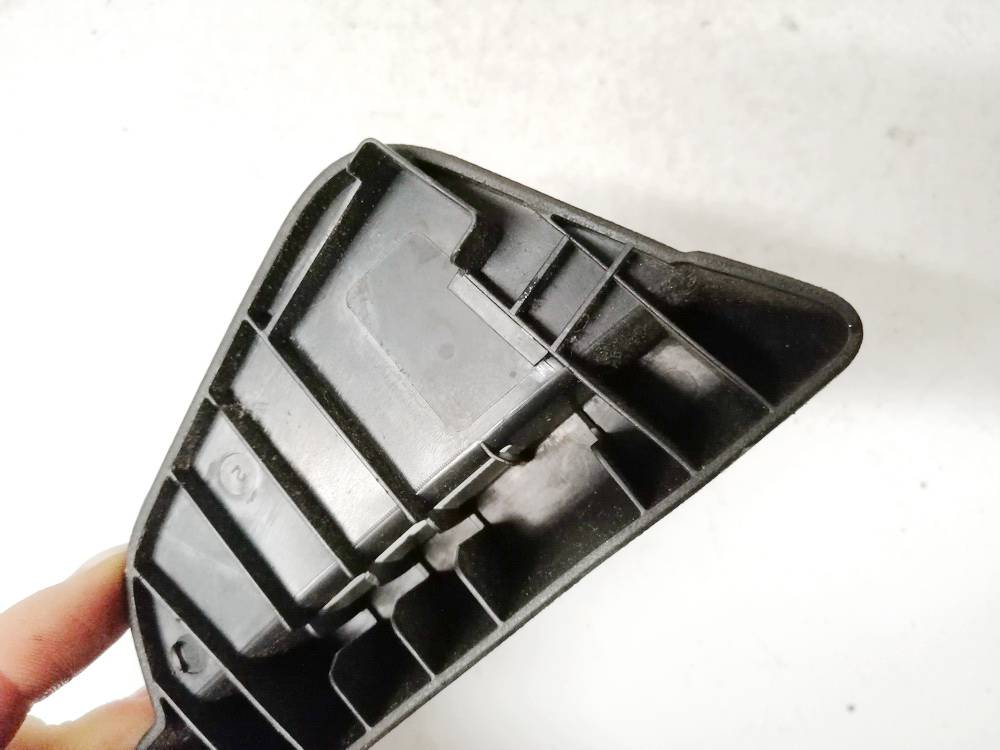 Toyota Corolla 2004 Wykończenie wnętrza (plastikowe elementy) - Thumbnail 3