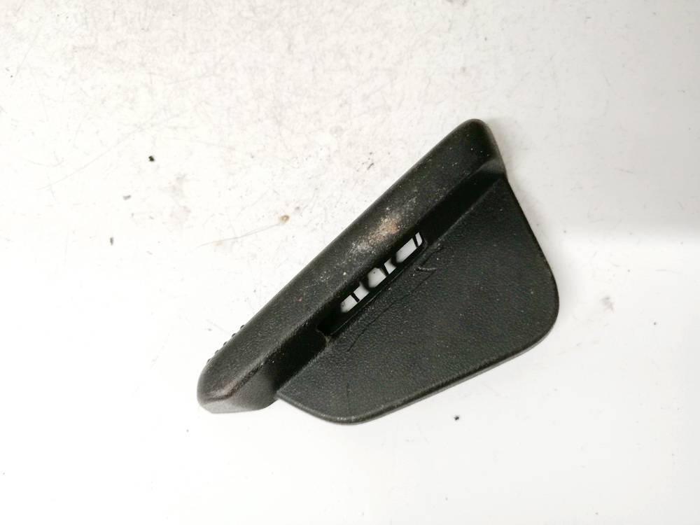 Toyota Corolla 2004 Wykończenie wnętrza (plastikowe elementy)