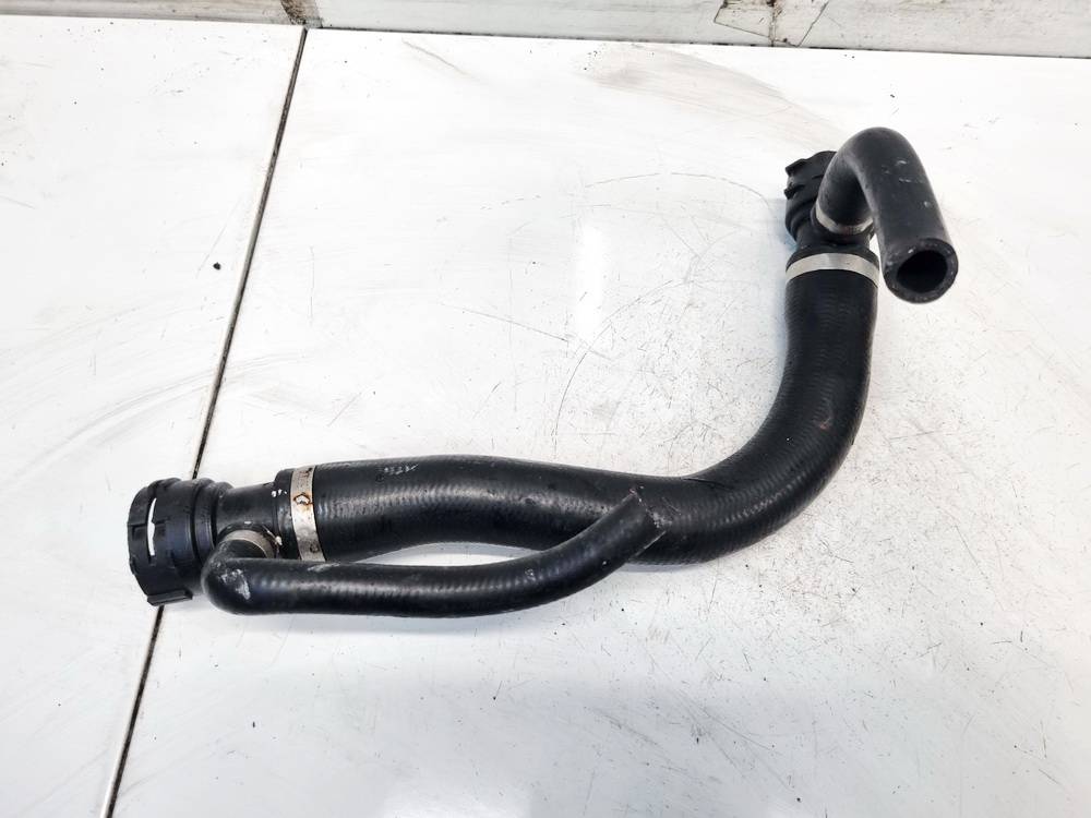 BMW 7-Series 2002 Wąż wodny