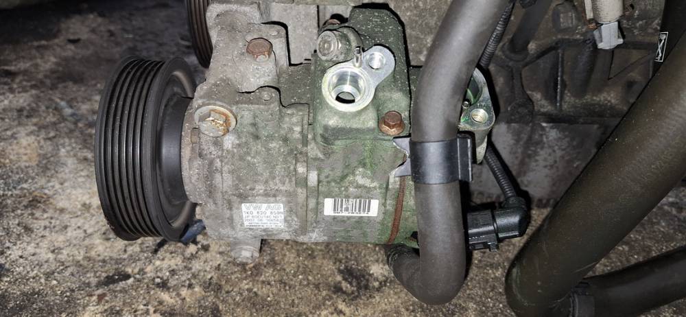 1K0820859N Volkswagen Golf 2007 AC AIR Compressor Pump