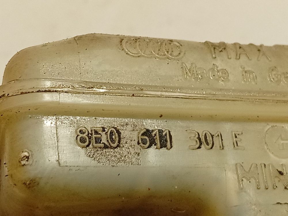 8E0611301E Audi A6 2003 Brake Master Cylinder Reservoir - Thumbnail 4