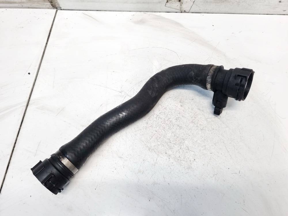 BMW 7-Series 2002 Wąż wodny