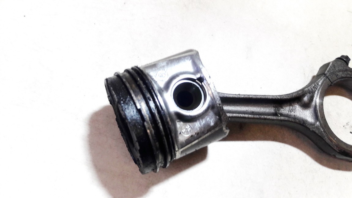 059J Audi A6 2001 Mäntä ja vauhtipyörä - Thumbnail 2