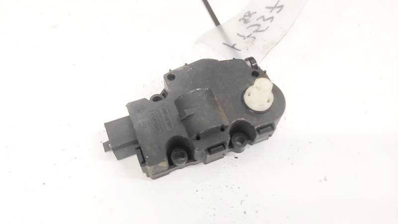 412650750 Audi A5 2009 Peciuko sklendes varikliukas - Thumbnail 3