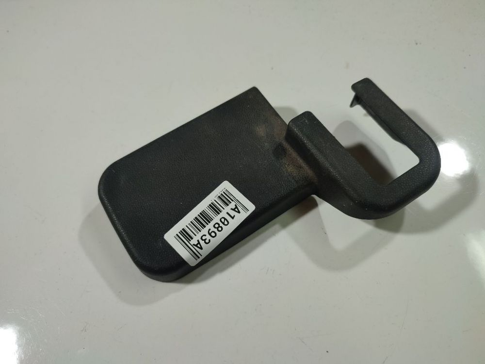 C24357251 Mazda 5 2006 Interior trim